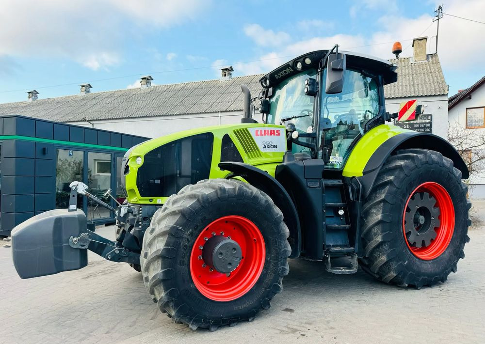 Claas Axion 960 - Traktor: 4 kép. Claas Axion 960 - Traktor: 4 kép.