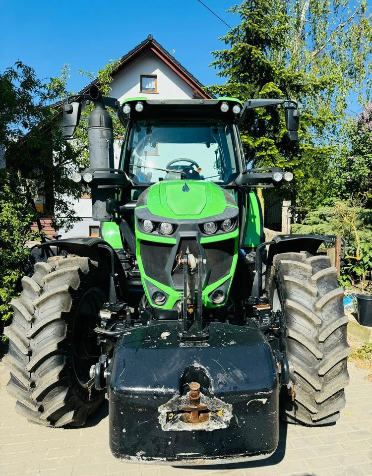 Deutz-Fahr Agrotron 6140 - Traktor: 5 kép. Deutz-Fahr Agrotron 6140 - Traktor: 5 kép.