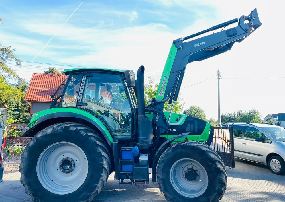 Deutz-Fahr Agrotron 6160 TTV - Traktor: 2 kép. Deutz-Fahr Agrotron 6160 TTV - Traktor: 2 kép.