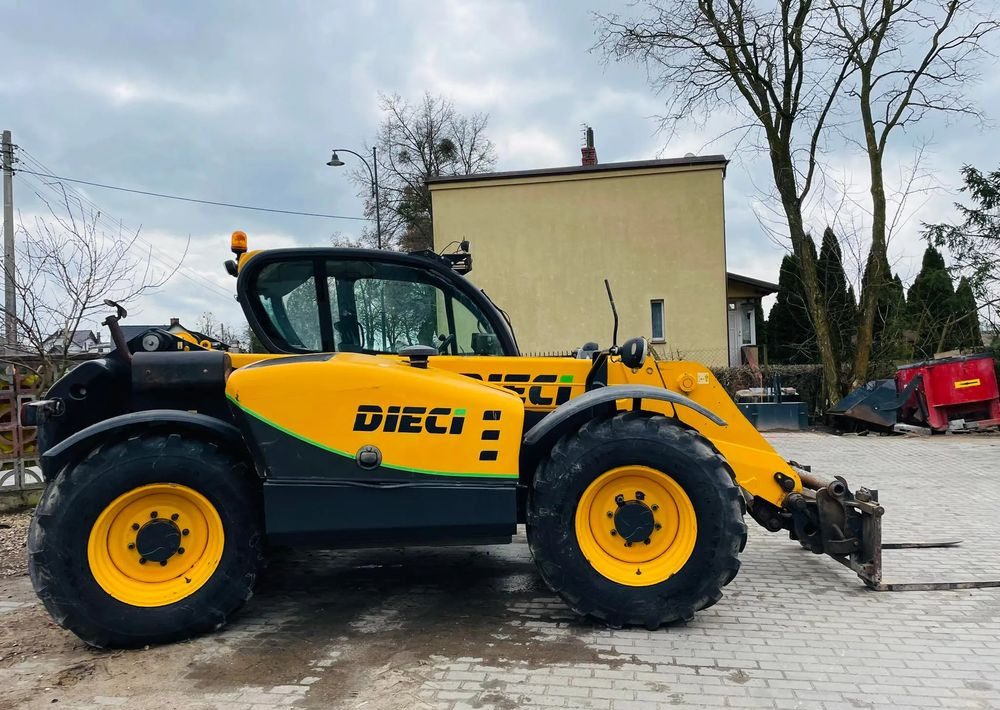 Dieci 40.7H Agri Plus - Teleszkópos rakodó: 1 kép. Dieci 40.7H Agri Plus - Teleszkópos rakodó: 1 kép.