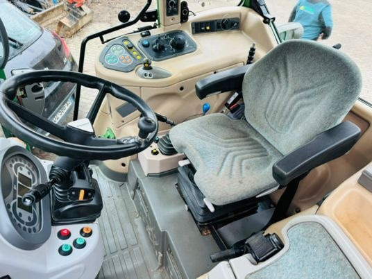 Fendt 211 VARIO TMS - Traktor: 4 kép. Fendt 211 VARIO TMS - Traktor: 4 kép.