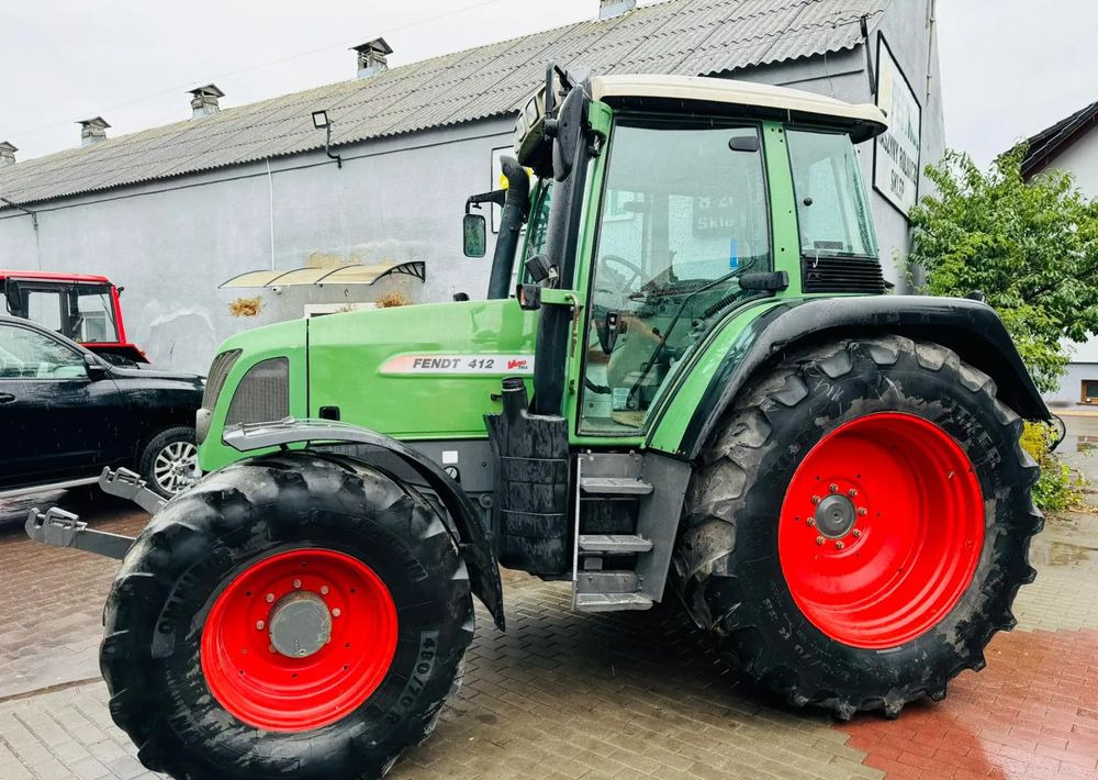 Fendt 412 Vario - Traktor: 5 kép. Fendt 412 Vario - Traktor: 5 kép.