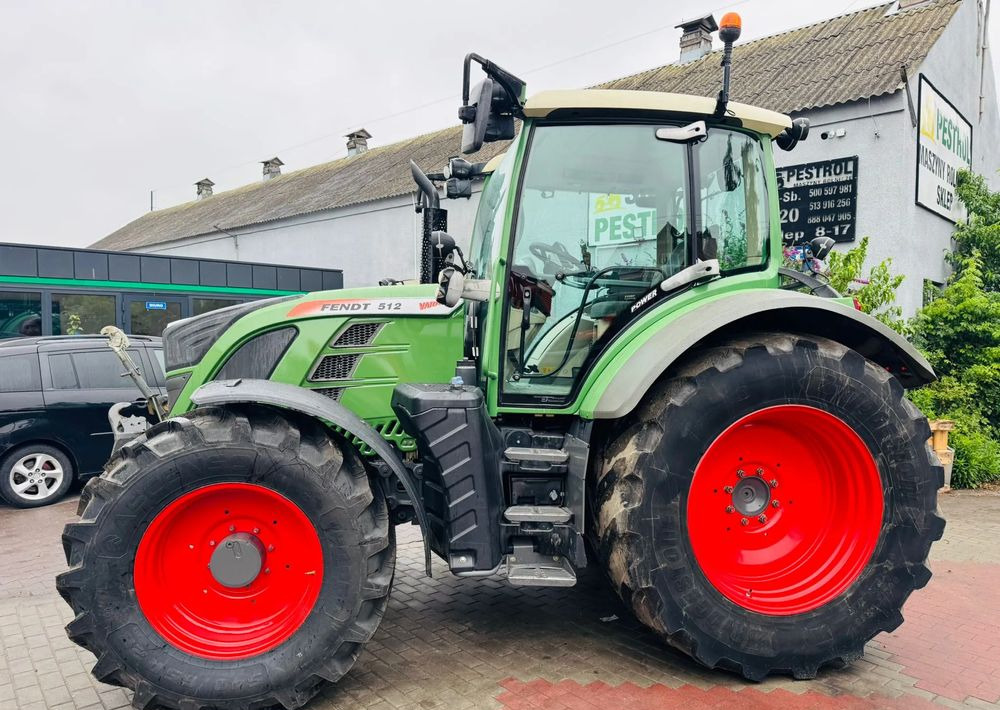 Fendt 512 Vario - Traktor: 3 kép. Fendt 512 Vario - Traktor: 3 kép.