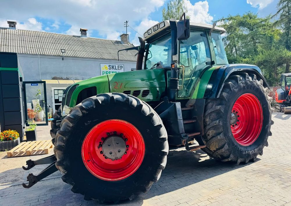 Fendt 926 Vario - Traktor: 2 kép. Fendt 926 Vario - Traktor: 2 kép.