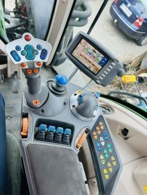 Fendt 933 VARIO - Traktor: 2 kép. Fendt 933 VARIO - Traktor: 2 kép.