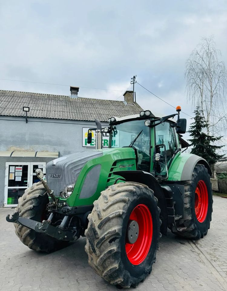 Fendt 933 Vario - Traktor: 2 kép. Fendt 933 Vario - Traktor: 2 kép.