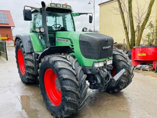 Fendt VARIO 930 TMS - Traktor: 2 kép. Fendt VARIO 930 TMS - Traktor: 2 kép.