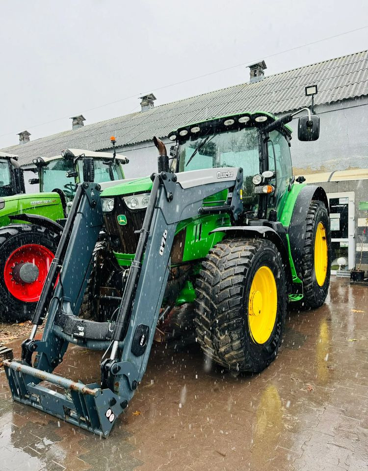 John Deere 6210R - Traktor: 3 kép. John Deere 6210R - Traktor: 3 kép.