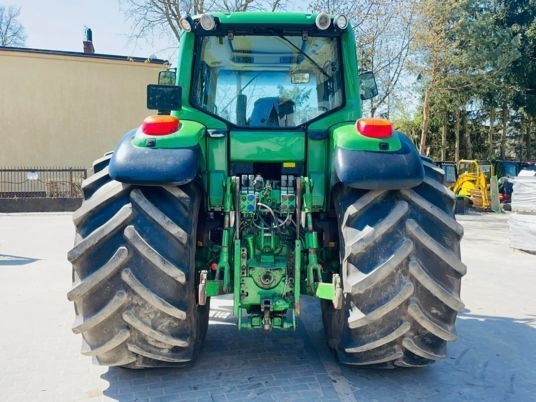 John Deere 6430 PREMIUM - Traktor: 5 kép. John Deere 6430 PREMIUM - Traktor: 5 kép.