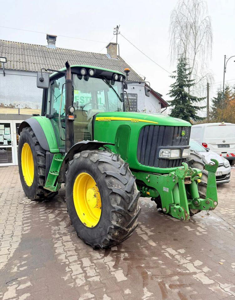 John Deere 6920 - Traktor: 4 kép. John Deere 6920 - Traktor: 4 kép.