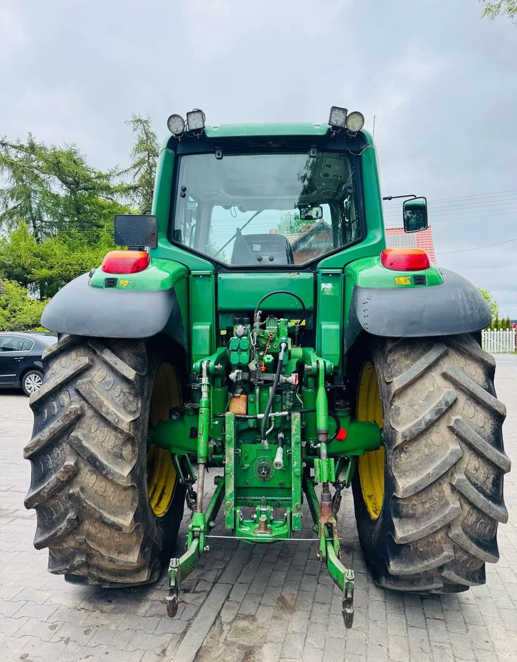 John Deere 6920 Powerquad - Traktor: 4 kép. John Deere 6920 Powerquad - Traktor: 4 kép.