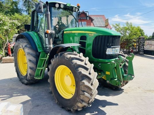 John Deere 7530 PREMIUM - Traktor: 1 kép. John Deere 7530 PREMIUM - Traktor: 1 kép.