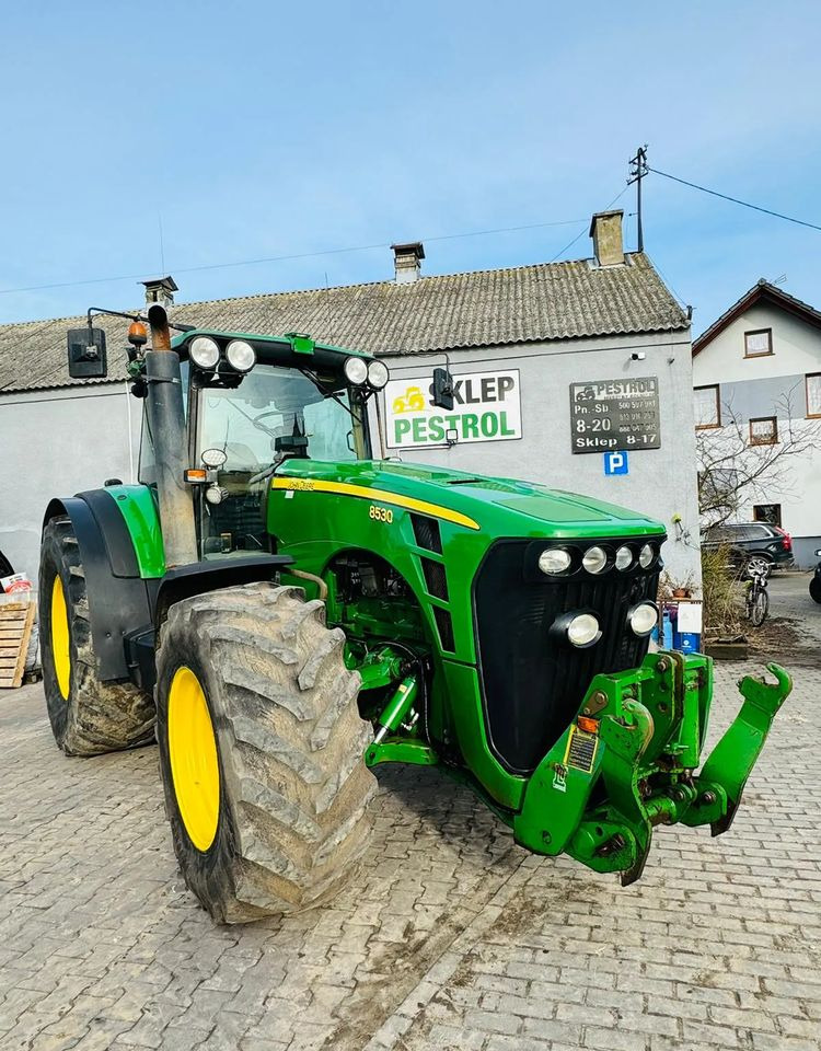 John Deere 8530 - Traktor: 5 kép. John Deere 8530 - Traktor: 5 kép.