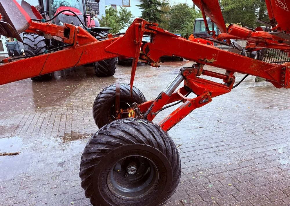 Kuhn VARI Manager - Eke: 5 kép. Kuhn VARI Manager - Eke: 5 kép.