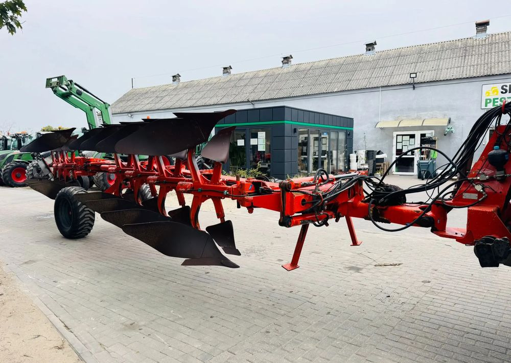 Kuhn VARI Menager - Eke: 1 kép. Kuhn VARI Menager - Eke: 1 kép.