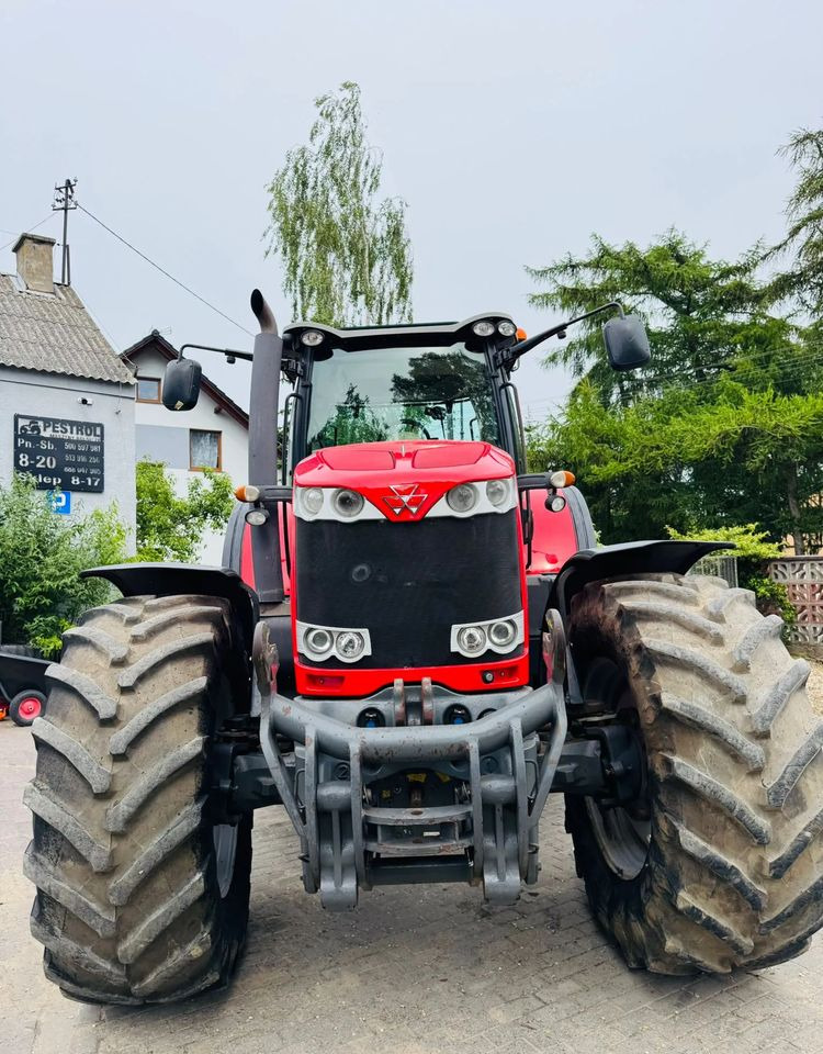 Massey Ferguson 8660 DYNA VT - Traktor: 5 kép. Massey Ferguson 8660 DYNA VT - Traktor: 5 kép.