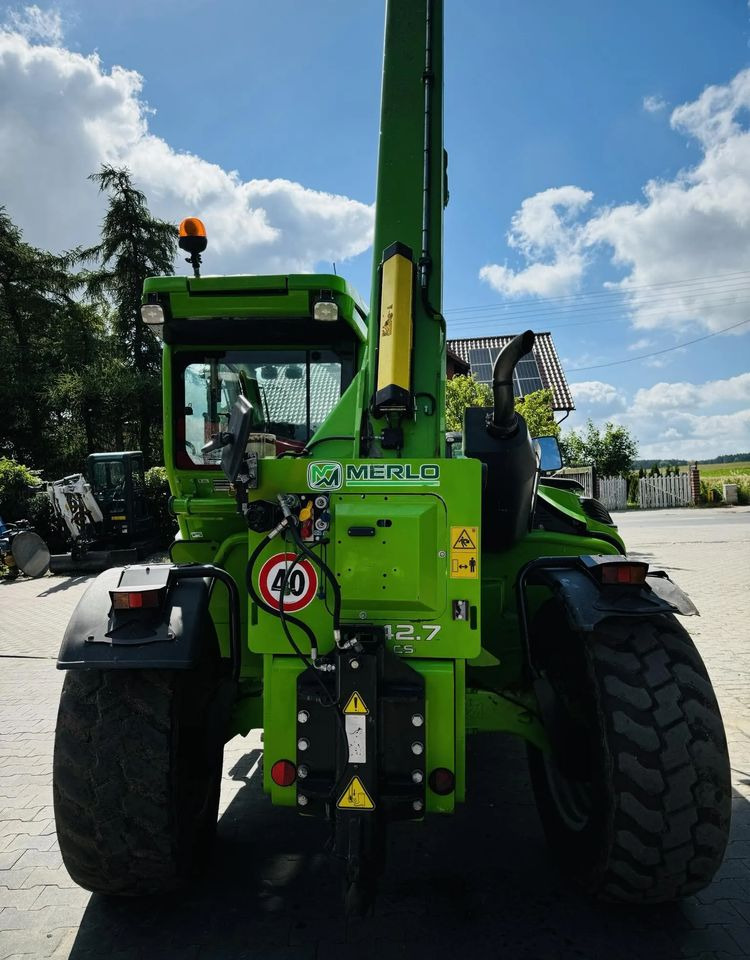 Merlo TF42.7 CS - Teleszkópos rakodó: 5 kép. Merlo TF42.7 CS - Teleszkópos rakodó: 5 kép.