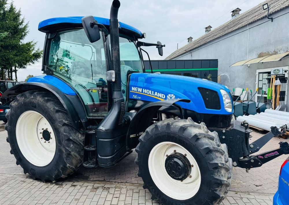 New Holland T6.175 - Traktor: 3 kép. New Holland T6.175 - Traktor: 3 kép.