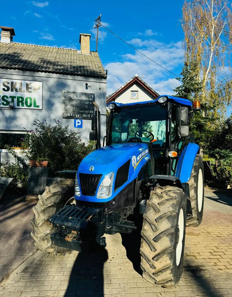 New Holland TD5.95 - Traktor: 5 kép. New Holland TD5.95 - Traktor: 5 kép.