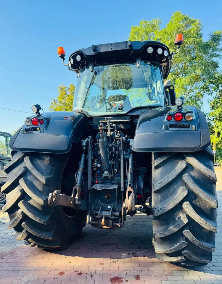 Valtra S394 Twin trac - Traktor: 5 kép. Valtra S394 Twin trac - Traktor: 5 kép.