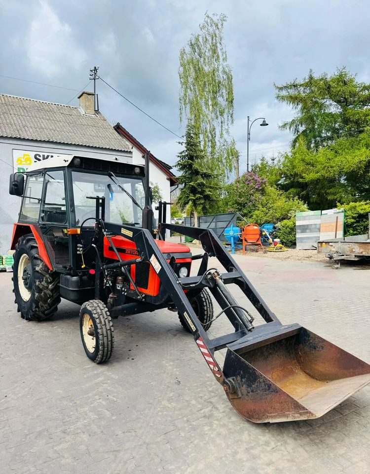 Zetor 7211 - Traktor: 2 kép. Zetor 7211 - Traktor: 2 kép.