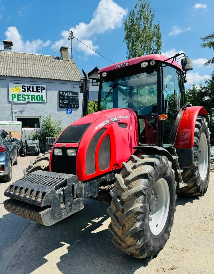 Zetor FORTERRA 11441 - Traktor: 5 kép. Zetor FORTERRA 11441 - Traktor: 5 kép.