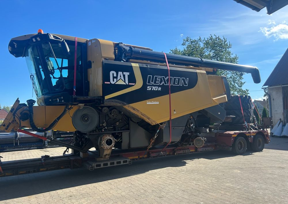 Claas Cat Lexion 570 - Kombájn: 3 kép. Claas Cat Lexion 570 - Kombájn: 3 kép.
