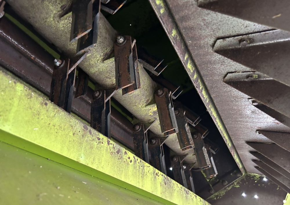 Claas Lexion 430 Montana - Kombájn: 5 kép. Claas Lexion 430 Montana - Kombájn: 5 kép.