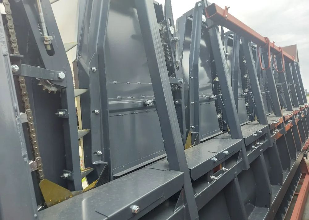 Inny Optigep OptiSun 676 Nas - Napraforgó adapter: 2 kép. Inny Optigep OptiSun 676 Nas - Napraforgó adapter: 2 kép.