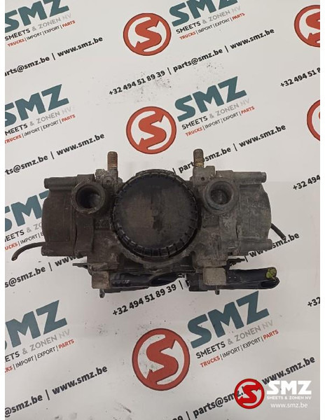 DAF Occ EBS achterasmodulator DAF - Alkatrész - Teherautó: 3 kép. DAF Occ EBS achterasmodulator DAF - Alkatrész - Teherautó: 3 kép.