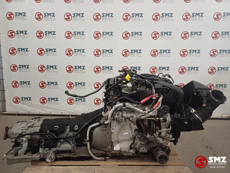 BMW Occ motor BMW B48 + versnellingsbak Xdrive - Motor - Autó: 1 kép. BMW Occ motor BMW B48 + versnellingsbak Xdrive - Motor - Autó: 1 kép.