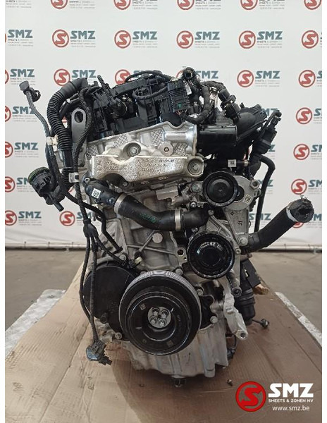 BMW Occ motor + versnellingsbak BMW B38A15 - Motor - Autó: 4 kép. BMW Occ motor + versnellingsbak BMW B38A15 - Motor - Autó: 4 kép.