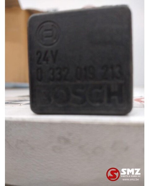 Bosch Occ relais 24V 20A 5-polig 0332019213 - Elektromos rendszer - Teherautó: 1 kép. Bosch Occ relais 24V 20A 5-polig 0332019213 - Elektromos rendszer - Teherautó: 1 kép.