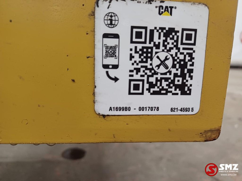 Caterpillar Frame as upp Caterpillar - Keret/ Alváz - Anyagmozgató gép: 4 kép. Caterpillar Frame as upp Caterpillar - Keret/ Alváz - Anyagmozgató gép: 4 kép.
