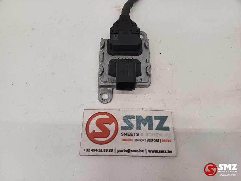 Caterpillar Nox sensor caterpillar - Érzékelő - Anyagmozgató gép: 2 kép. Caterpillar Nox sensor caterpillar - Érzékelő - Anyagmozgató gép: 2 kép.