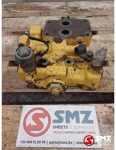 Caterpillar Occ hydraulische kleppengroep D6M Caterpillar - Hidraulika: 5 kép. Caterpillar Occ hydraulische kleppengroep D6M Caterpillar - Hidraulika: 5 kép.