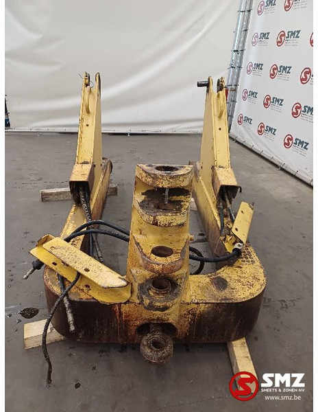 Caterpillar Occ toreneenheid D6M Caterpillar - Keret/ Alváz: 4 kép. Caterpillar Occ toreneenheid D6M Caterpillar - Keret/ Alváz: 4 kép.