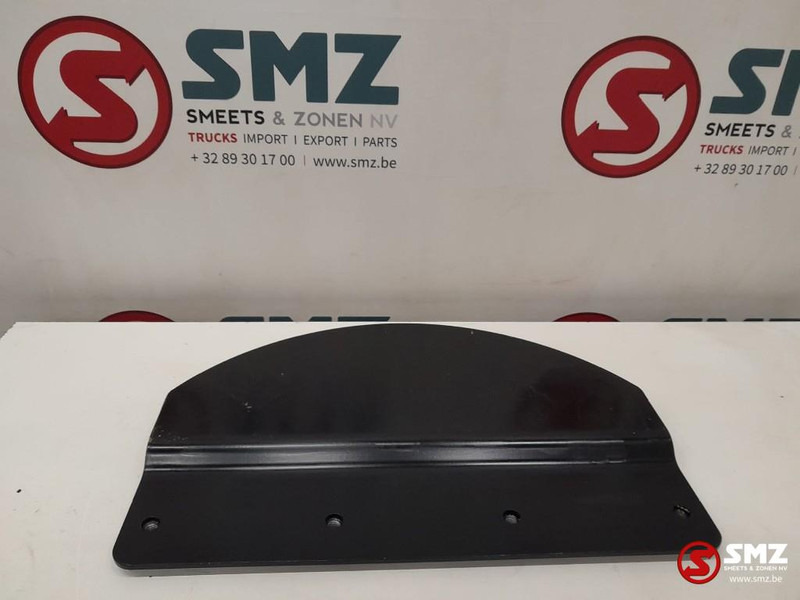 Caterpillar Swivel guard steel plate Caterpillar - Keret/ Alváz - Anyagmozgató gép: 2 kép. Caterpillar Swivel guard steel plate Caterpillar - Keret/ Alváz - Anyagmozgató gép: 2 kép.