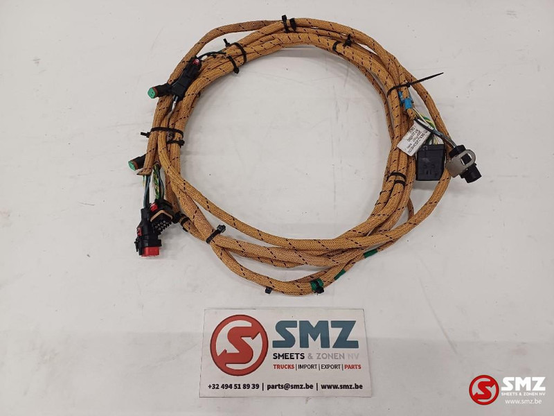 Caterpillar Wiring harnesses Caterpillar - Kábel/ Kábelkorbácso - Anyagmozgató gép: 1 kép. Caterpillar Wiring harnesses Caterpillar - Kábel/ Kábelkorbácso - Anyagmozgató gép: 1 kép.