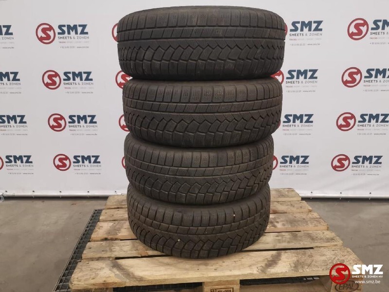Continental Occ Band auto continental 235/65R17 wintercontact - Gumiabroncs - Teherautó: 1 kép. Continental Occ Band auto continental 235/65R17 wintercontact - Gumiabroncs - Teherautó: 1 kép.