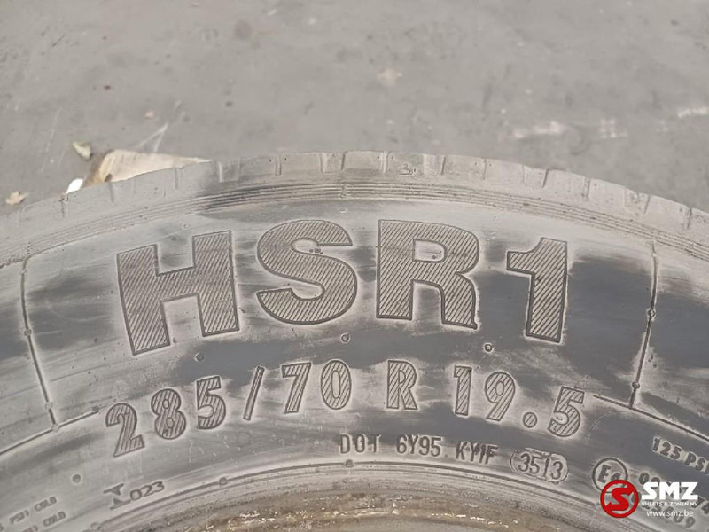 Continental Occ vrachtwagenband 285/70R19.5 146/144M Continent - Gumiabroncs - Teherautó: 3 kép. Continental Occ vrachtwagenband 285/70R19.5 146/144M Continent - Gumiabroncs - Teherautó: 3 kép.