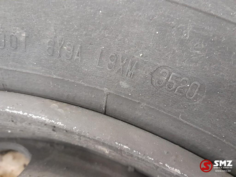 Continental Occ vrachtwagenband 315/70R22.5 154/150L Continent - Gumiabroncs - Teherautó: 5 kép. Continental Occ vrachtwagenband 315/70R22.5 154/150L Continent - Gumiabroncs - Teherautó: 5 kép.