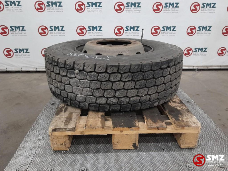 Continental Occ vrachtwagenband 315/70R22.5 154/150L Continent - Gumiabroncs - Teherautó: 1 kép. Continental Occ vrachtwagenband 315/70R22.5 154/150L Continent - Gumiabroncs - Teherautó: 1 kép.