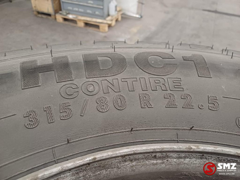 Continental Occ vrachtwagenband 315/80R22.5 156/150K Continent - Gumiabroncs - Teherautó: 3 kép. Continental Occ vrachtwagenband 315/80R22.5 156/150K Continent - Gumiabroncs - Teherautó: 3 kép.