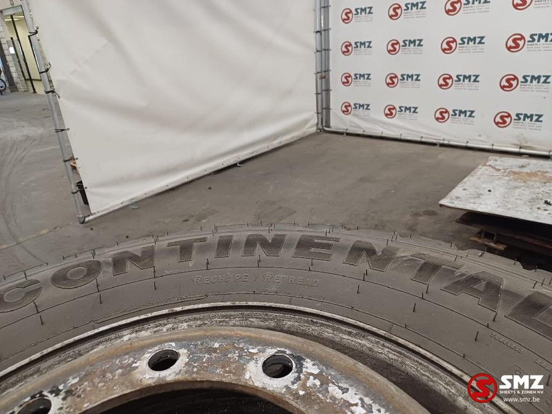 Continental Occ vrachtwagenband 315/80R22.5 156/150K Continent - Gumiabroncs - Teherautó: 2 kép. Continental Occ vrachtwagenband 315/80R22.5 156/150K Continent - Gumiabroncs - Teherautó: 2 kép.