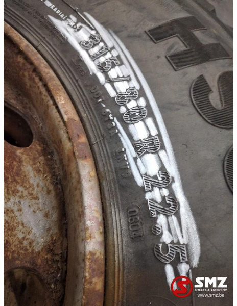 Continental Occ vrachtwagenband Continental 315/80R22.5 - Gumiabroncs - Teherautó: 4 kép. Continental Occ vrachtwagenband Continental 315/80R22.5 - Gumiabroncs - Teherautó: 4 kép.