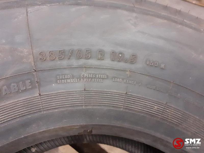 Continental Occ vrachtwagenband Continental 385/65R19.5 - Gumiabroncs - Teherautó: 3 kép. Continental Occ vrachtwagenband Continental 385/65R19.5 - Gumiabroncs - Teherautó: 3 kép.