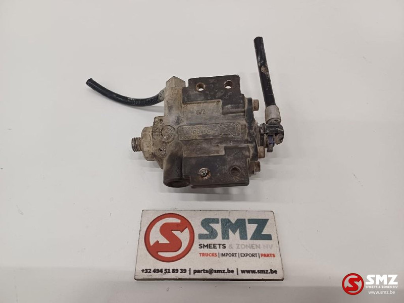 DAF Occ AdBluedoseermodule DAF - Üzemanyagrendszer - Teherautó: 3 kép. DAF Occ AdBluedoseermodule DAF - Üzemanyagrendszer - Teherautó: 3 kép.