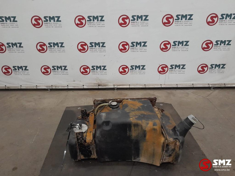 DAF Occ AdBluetank 50L Euro 5 DAF - Üzemanyagrendszer - Teherautó: 1 kép. DAF Occ AdBluetank 50L Euro 5 DAF - Üzemanyagrendszer - Teherautó: 1 kép.