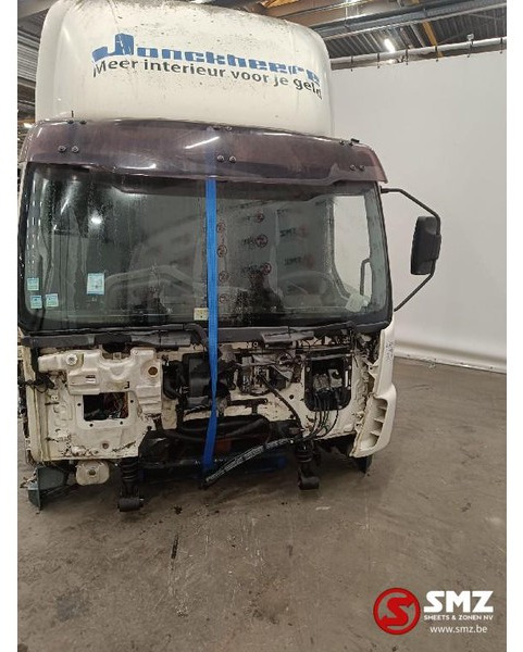 DAF Occ Cabine DAF 55 LF - Fülke és belső tér - Teherautó: 3 kép. DAF Occ Cabine DAF 55 LF - Fülke és belső tér - Teherautó: 3 kép.